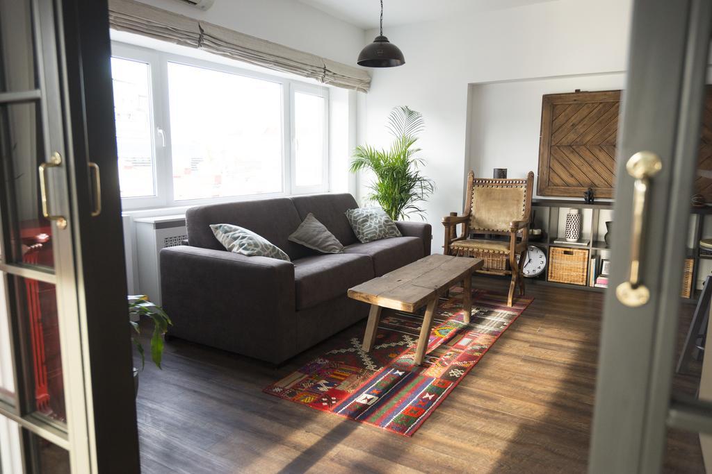 Bohemian Old Town Boutique Apartment 부쿠레슈티 외부 사진